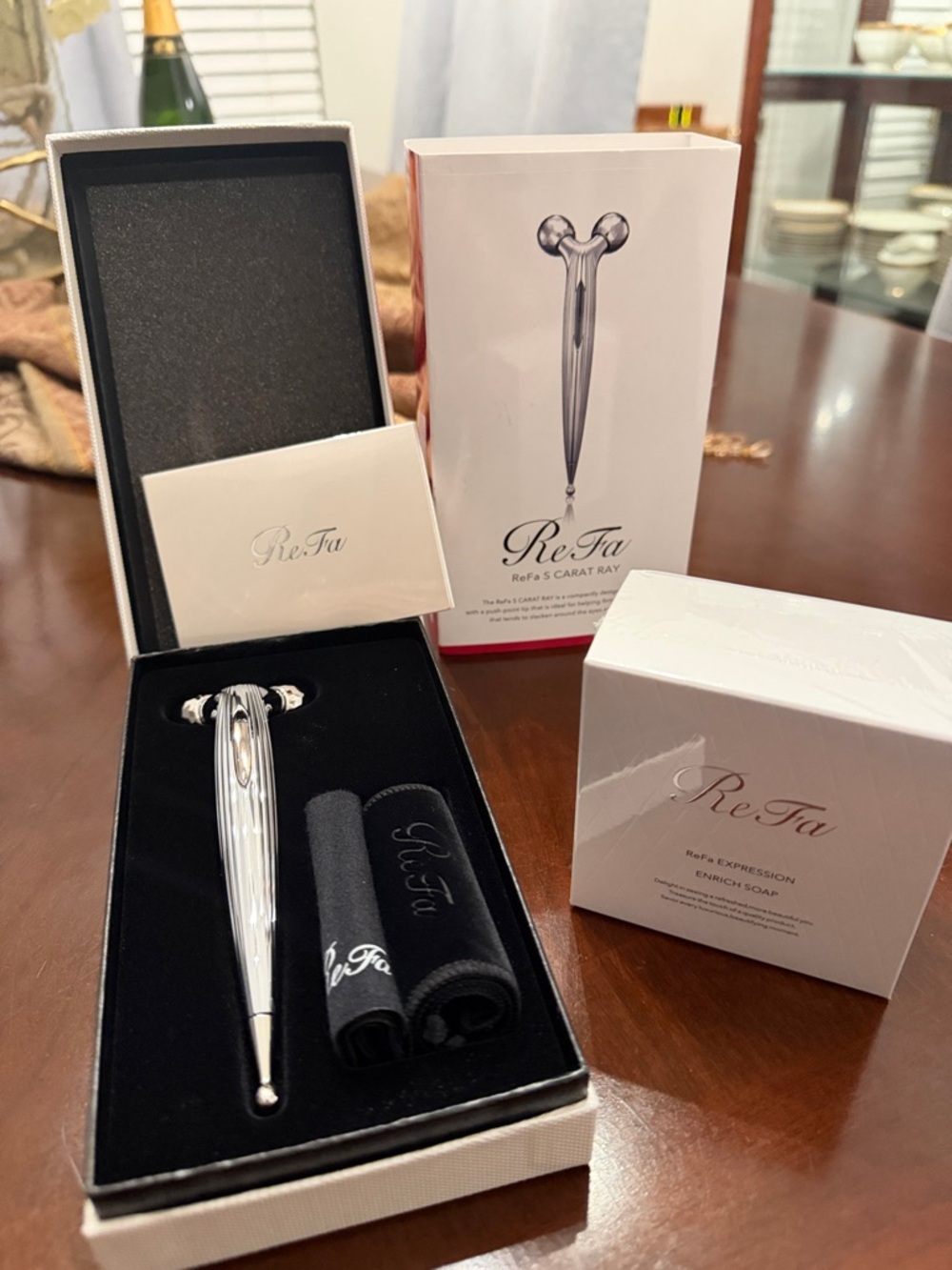ReFa Silver Facial Roller - Polished Silver Skin Massager and luxury soap